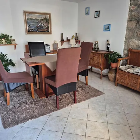 Apartamento Mihael *